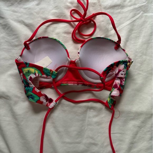 Abercrombie push up strappy bikini top - Picture 2 of 2